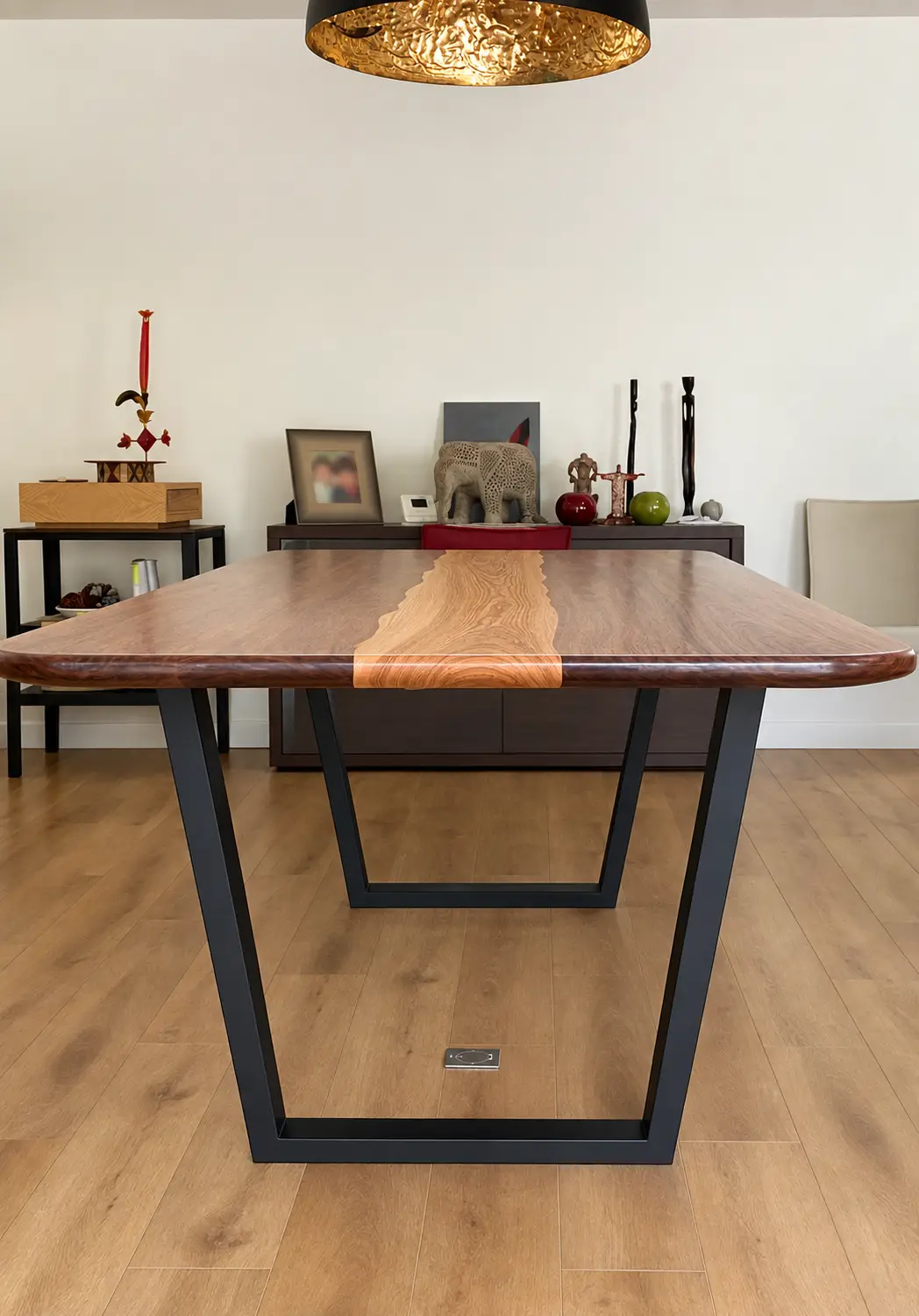 Mobilier - Thomas - Table Noisy - 01 - IMG_3108